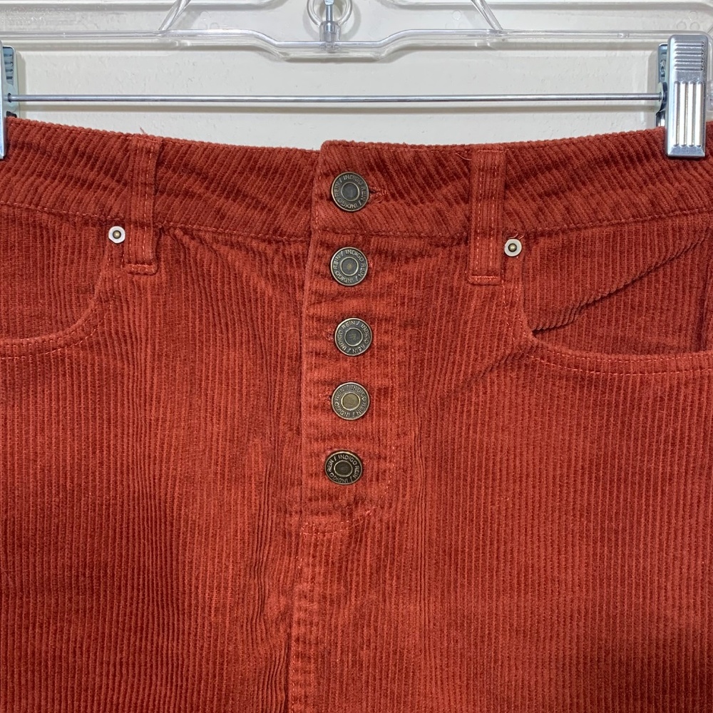 Indigo Rein Corduroy Mini Skirt Womens 5/26 Rust Orange ButtonFront Raw Hem Boho - Picture 7 of 7